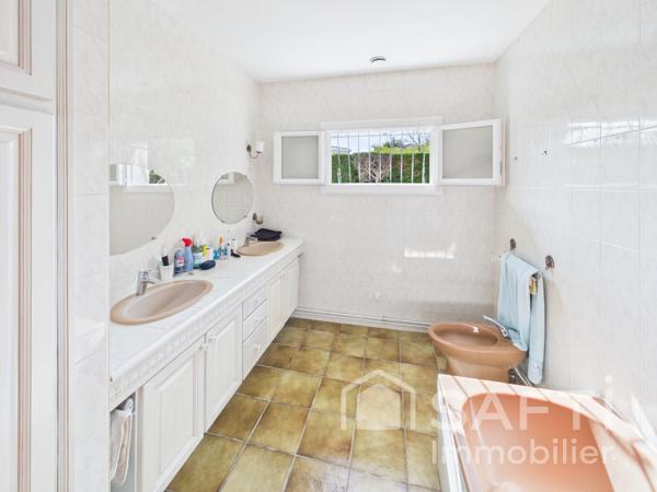 Maison 4 pièces 103 m² avec beau terrain à Saint-Médard-en-Jalles