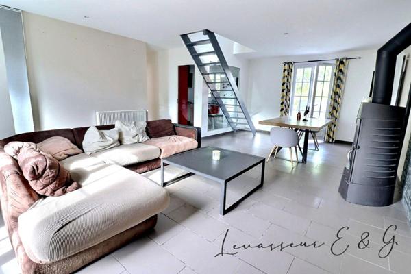 Agnetz - Maison 4 chambres sur sous-sol total et 1450m²