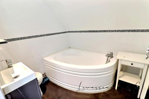 Agnetz - Maison 4 chambres sur sous-sol total et 1450m²