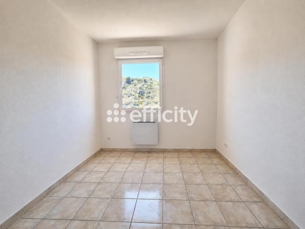 Appartement
         3 pièces
        - 51 m² Exclusivité 130 000 € *