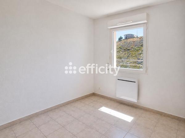 Appartement
         3 pièces
        - 51 m² Exclusivité 130 000 € *