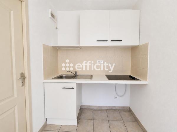 Appartement
         3 pièces
        - 51 m² Exclusivité 130 000 € *