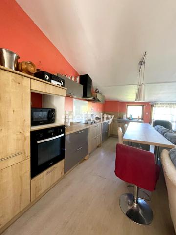 Maison
         3 pièces
        - 70 m² 79 000 € *