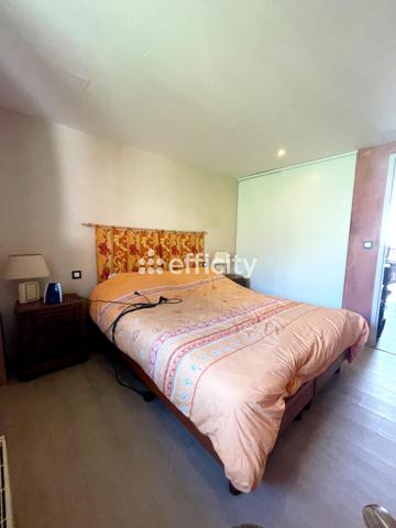 Maison
         3 pièces
        - 70 m² 79 000 € *