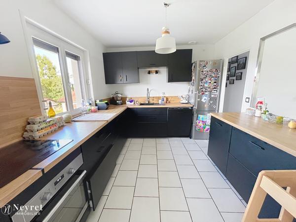 Au calme T4 88m² avec jardin de 368m² privatif VERNAISON LIMITE CHARLY