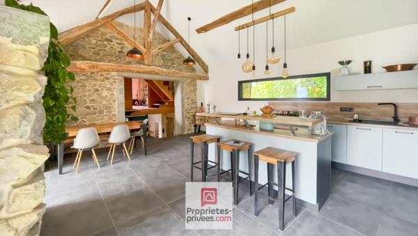 Maison Allevard 7 pièces 163m2  et terrain 15600m2