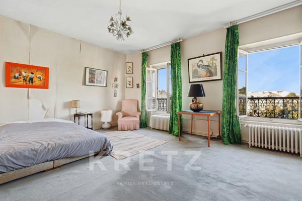 Maison Familiale Mansart avec grand jardin