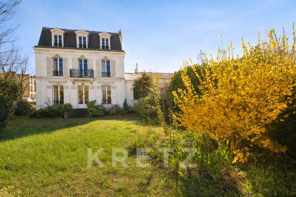 Maison Familiale Mansart avec grand jardin