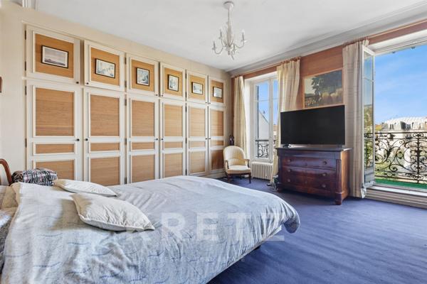 Maison Familiale Mansart avec grand jardin