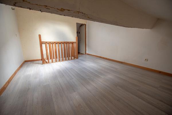 Lalevade-d'Ardèche (07380) Appartement T2 DUPLEX avec Balcon 41m² (65,30 m² au sol)