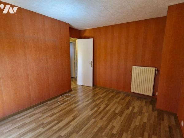 Maison à Vendre à Chantepie (35135) en Ille-et-Vilaine (35)
Cette maison est située dans la co...