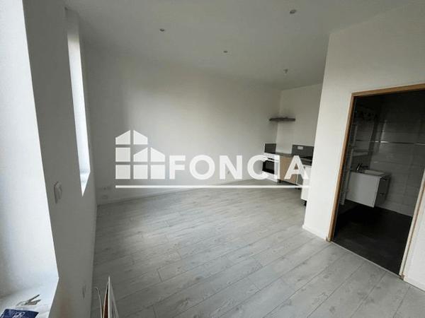 Location Appartement 2 pièces 40 m² - 58 AVENUE D'ARCHES Charleville Mezieres 08000