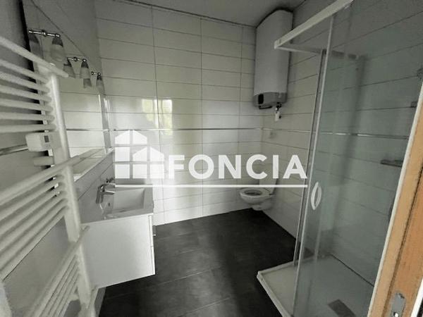 Location Appartement 2 pièces 40 m² - 58 AVENUE D'ARCHES Charleville Mezieres 08000