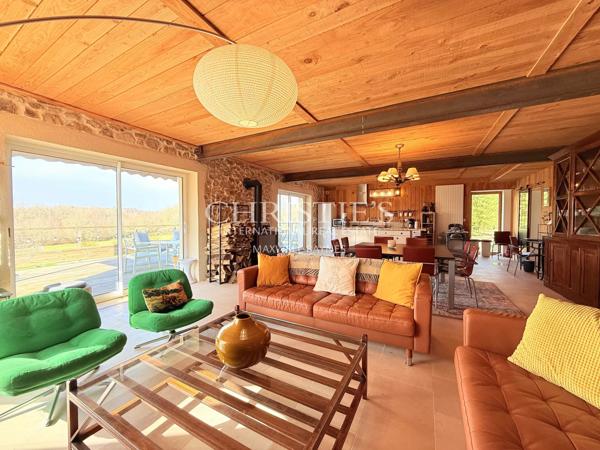Domaine de Caractère avec Piscine et 14 Hectares de Nature