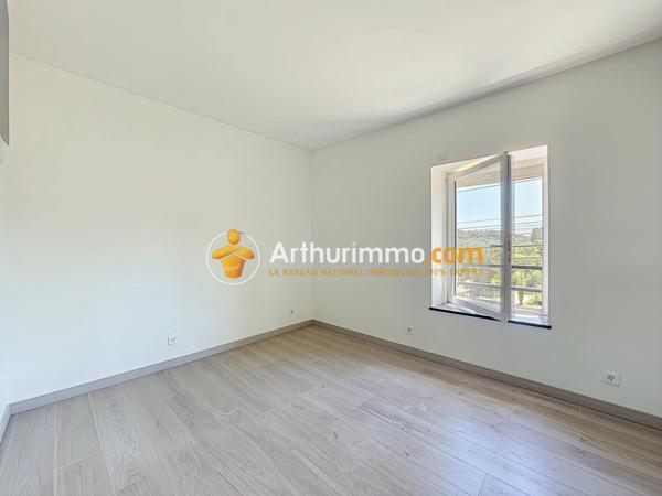 Location                                                      Maison
                        
                     5 pièces                      156 m2                     à Bourgoin-Jallieu