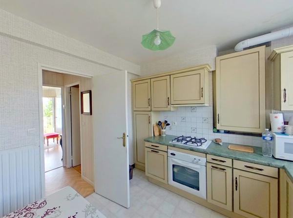 INVESTISSEMENT APPARTEMENT T3 A VENDRE BREST KERBONNE - LOCATAIRE EN PLACE - ASCENSEUR - TERRASSE - INVESTISSEMENT