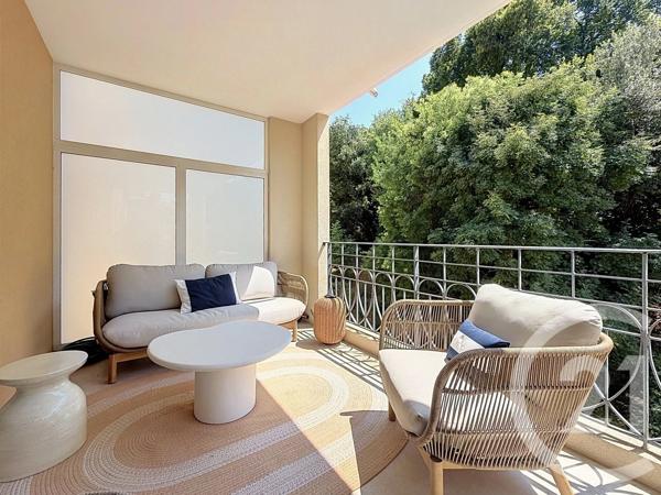 Appartement à vendre  3 pièces - 73 m 2   VALBONNE  - 06