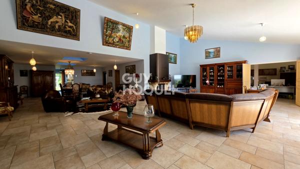 Maison d'exception à vendre à Etaules - 6 pièces, piscine chauffée, 370 m²