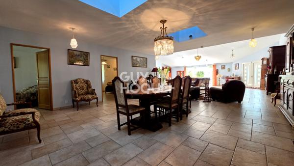 Maison d'exception à vendre à Etaules - 6 pièces, piscine chauffée, 370 m²