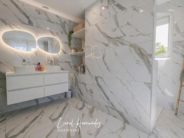 Maison rénovée de 123 m² avec terrain plat, clos et arboré de 1250 m²