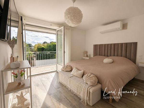 Maison rénovée de 123 m² avec terrain plat, clos et arboré de 1250 m²