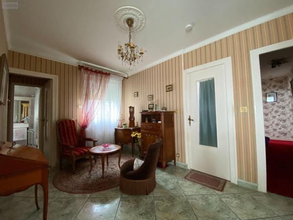 Maison à vendre à Villedieu-sur-Indre dans l'Indre (36320), ref : 1048793