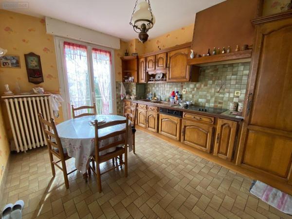 Maison à vendre à Villedieu-sur-Indre dans l'Indre (36320), ref : 1048793