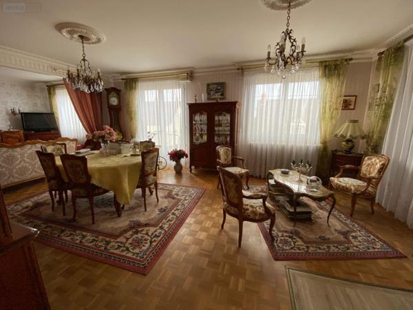 Maison à vendre à Villedieu-sur-Indre dans l'Indre (36320), ref : 1048793