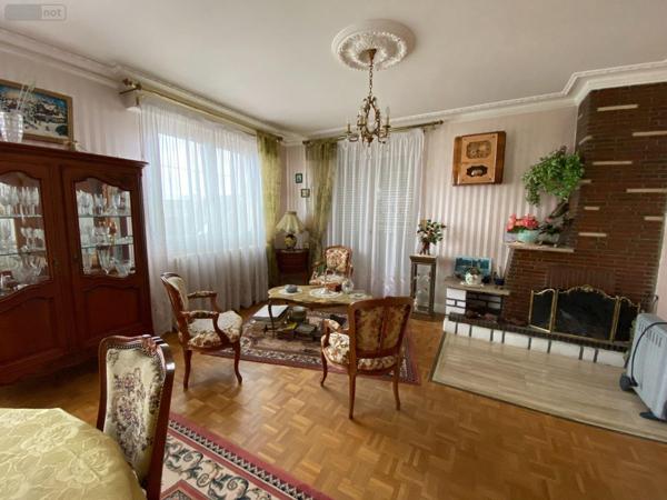 Maison à vendre à Villedieu-sur-Indre dans l'Indre (36320), ref : 1048793