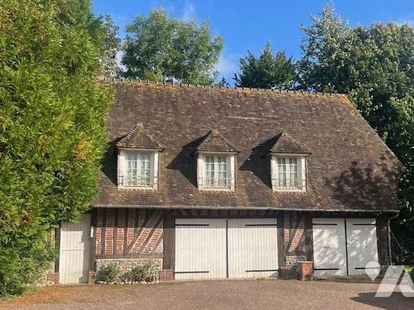 PROXIMITE IMMEDIATE DE THIBERVILLE BELLE PROPRIETE AVEC PISCINE DANS UN BEL ENVIRONNEMENT