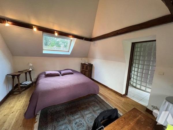 PROXIMITE IMMEDIATE DE THIBERVILLE BELLE PROPRIETE AVEC PISCINE DANS UN BEL ENVIRONNEMENT