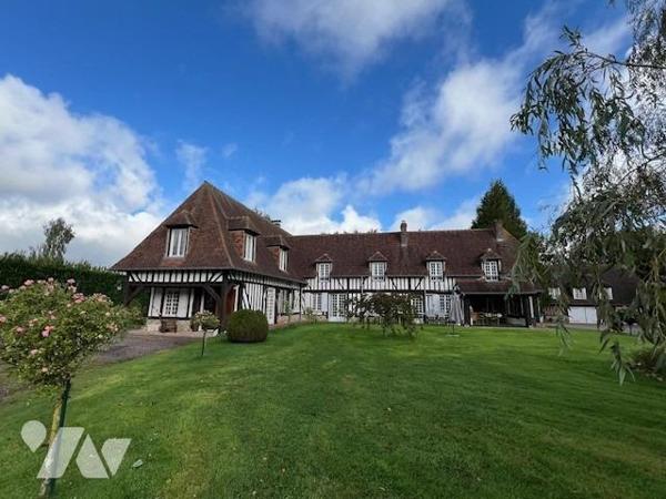 PROXIMITE IMMEDIATE DE THIBERVILLE BELLE PROPRIETE AVEC PISCINE DANS UN BEL ENVIRONNEMENT