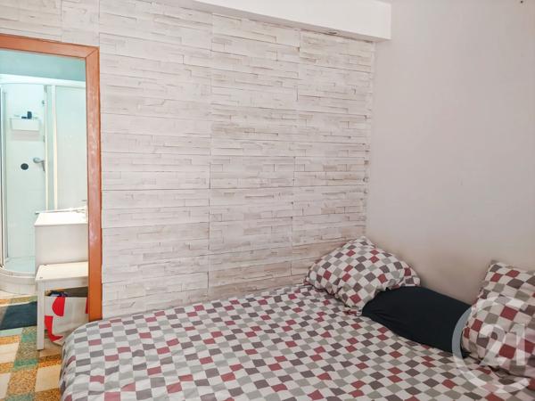 Appartement F2 à vendre  2 pièces - 25,42 m 2   BANDOL  - 83
