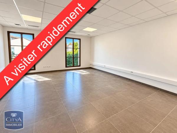 Local professionnel à louer 37m² Salon-de-Provence (13300)