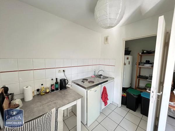 Appartement à louer 2 pièces 41.73m² Saint-Pierre-du-Mont (40280)