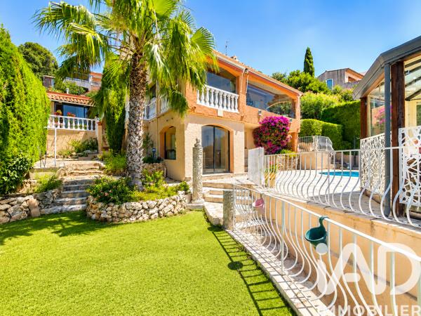 Maison (prestige) à vendre 6 pièces 180 m² Roquebrune-sur-Argens