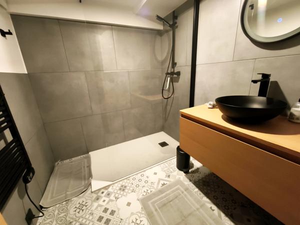 Les Angles (66210) MAISON 6 PIECES LES ANGLES