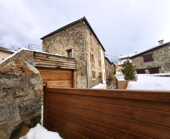 Les Angles (66210) MAISON 6 PIECES LES ANGLES