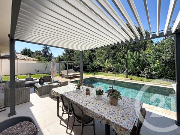 Maison à vendre  6 pièces - 260 m 2   FABREGUES  - 34