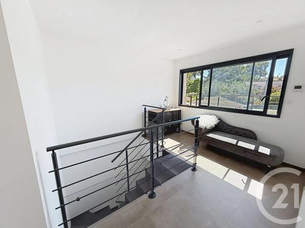 Maison à vendre  6 pièces - 260 m 2   FABREGUES  - 34