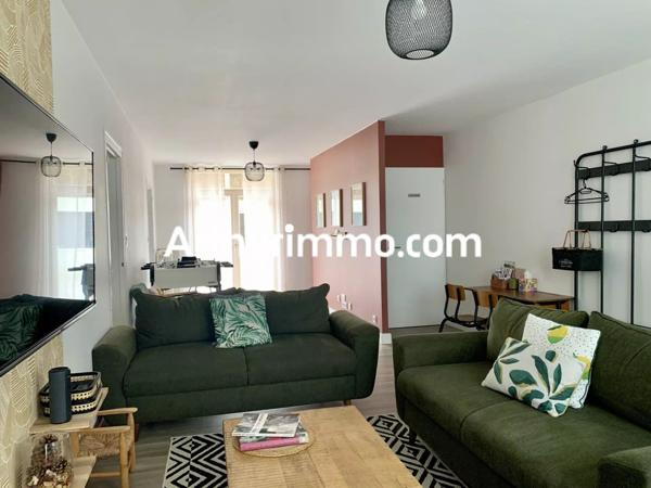 Vente Maison 10 pièces 247 m2 à Mauléon