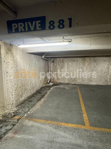 Vente Parking / box10 m² - PARIS (75009)