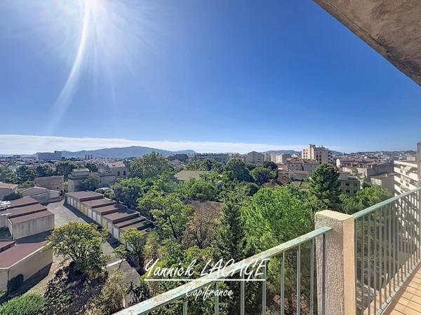 MARSEILLE 4e – T2 43 m² – 7e étage – Balcon filant – Vue panoramique