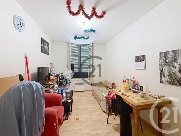 Appartement à vendre  3 pièces - 51,89 m 2   TROYES  - 10