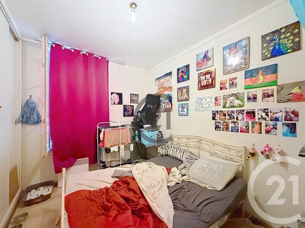 Appartement à vendre  3 pièces - 51,89 m 2   TROYES  - 10