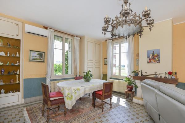 BELLE MAISON AVEC TERRASSE ET JARDIN