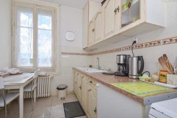 BELLE MAISON AVEC TERRASSE ET JARDIN