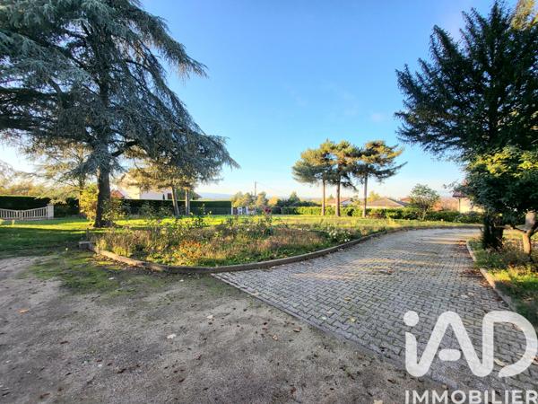 Maison à vendre 8 pièces 250 m² Saint-Just-Saint-Rambert