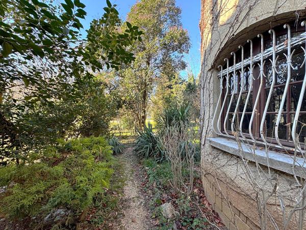 Maison 17 pièces 336 m2