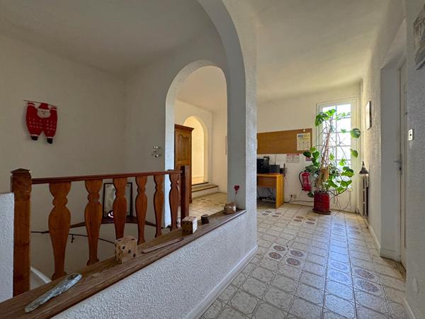Maison 17 pièces 336 m2